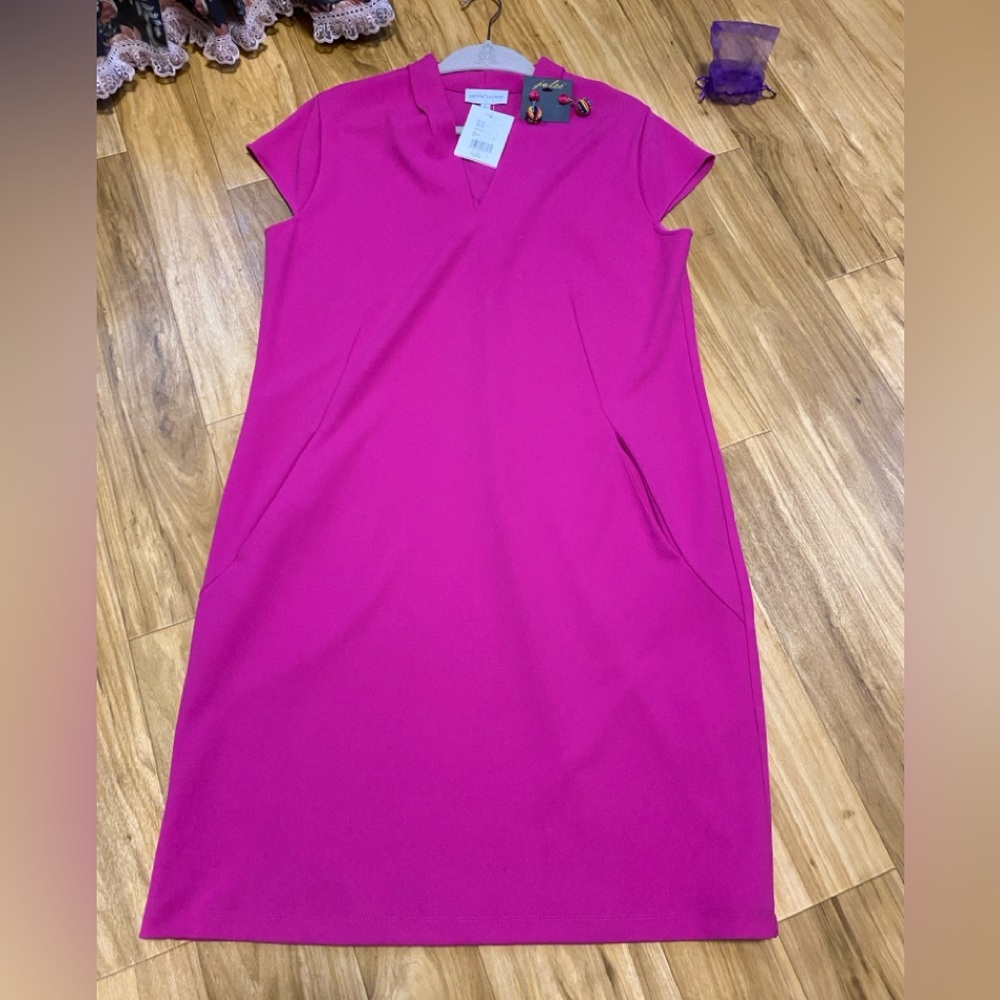 Gibson Latimer Fuchsia Midi Dress; size Large; earrings FREE